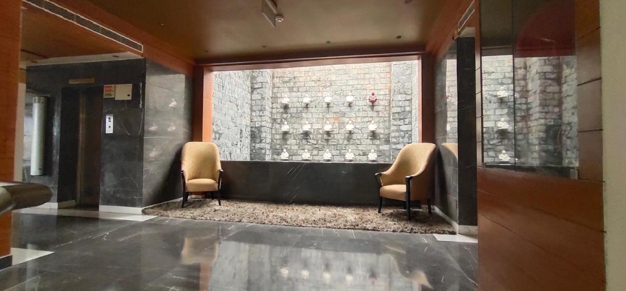 Udman Hotel Panchshila Park New Delhi Eksteriør bilde