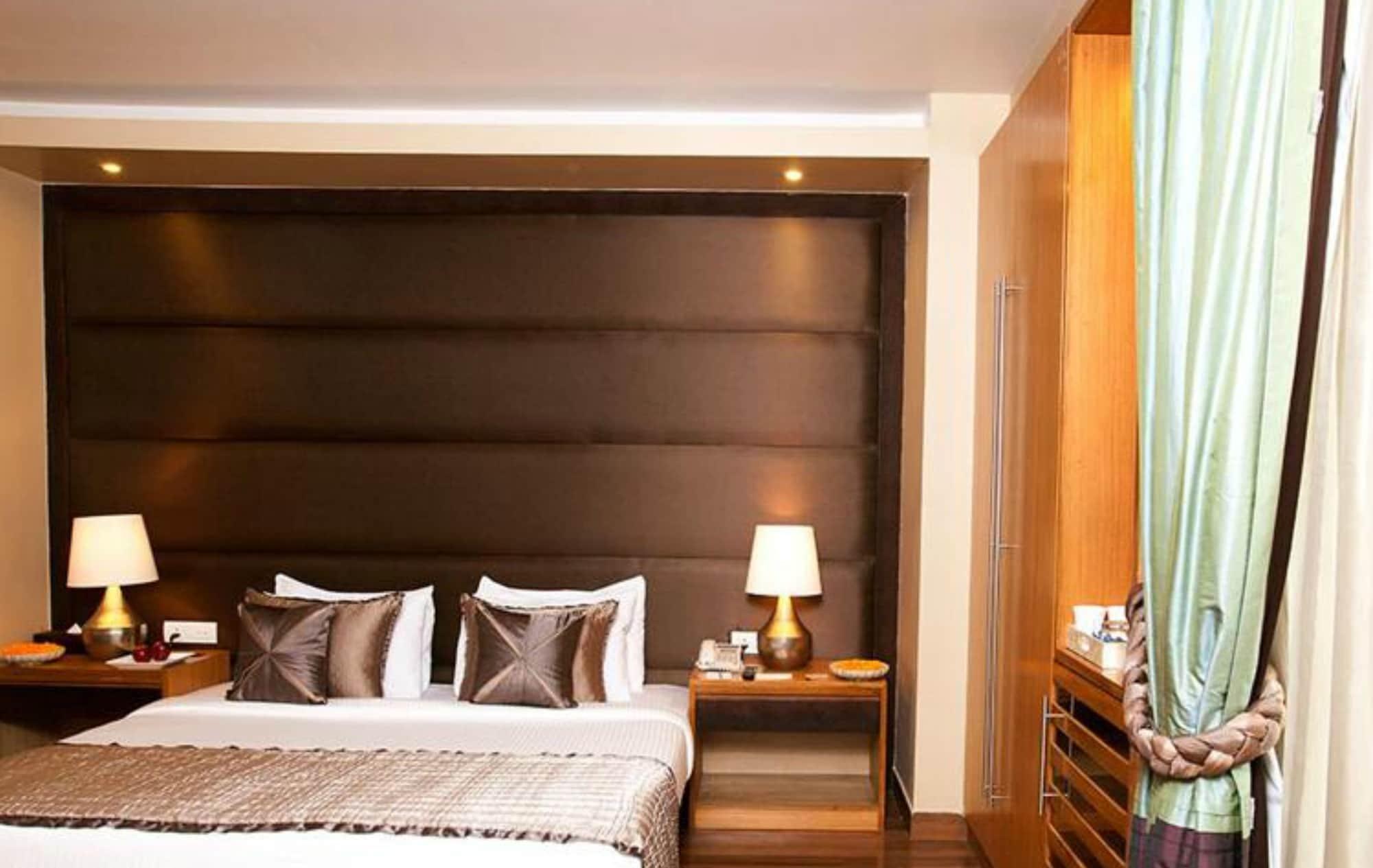 Udman Hotel Panchshila Park New Delhi Eksteriør bilde